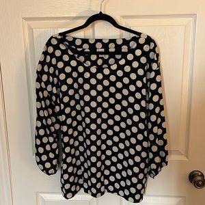 Black & white Old Navy polka dot silky blouse